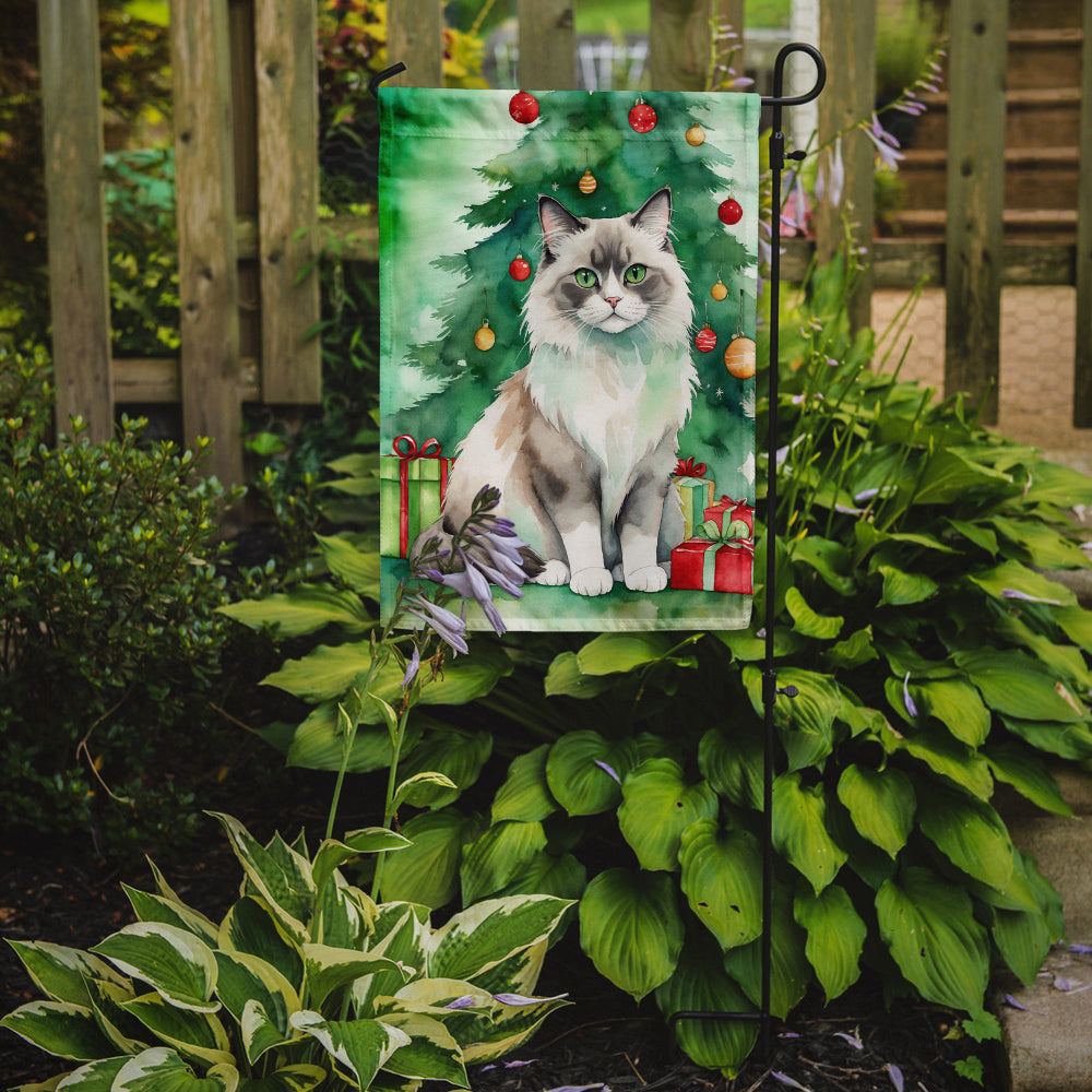 Ragdoll Cat By the Christmas Tree Garden Flag Mailbox Decorative Yard Banner Outside Patio Artwork for Flower Beds, Garden Size, Multicolor