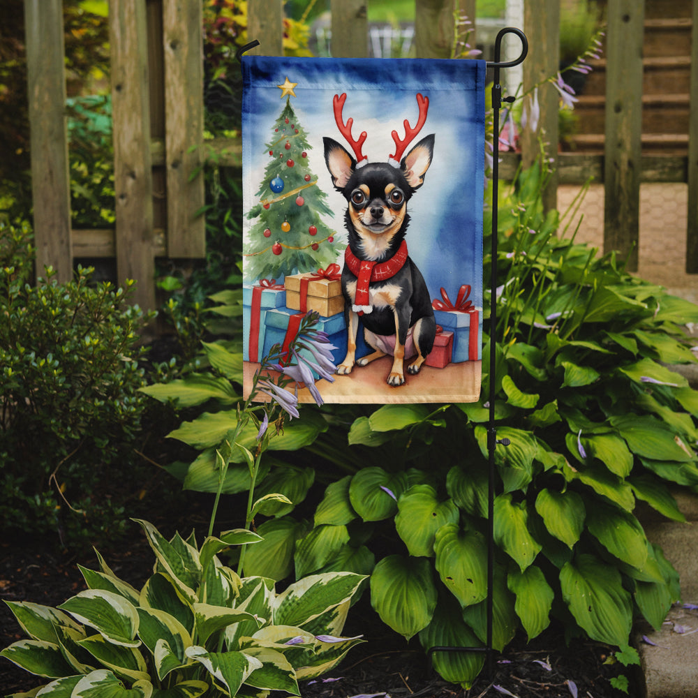 Black and Tan Chihuahua Christmas Reindeer Garden Flag Mailbox Decorative Yard Banner Outside Patio Artwork for Flower Beds, Garden Size, Multicolor