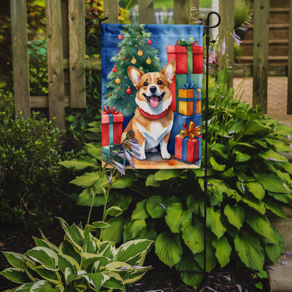 Corgi Christmas Reindeer Garden Flag Mailbox Decorative Yard Banner Outside Patio Artwork for Flower Beds, Garden Size, Multicolor