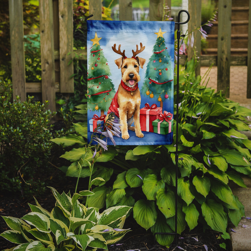 Lakeland Terrier Christmas Reindeer Garden Flag Mailbox Decorative Yard Banner Outside Patio Artwork for Flower Beds, Garden Size, Multicolor