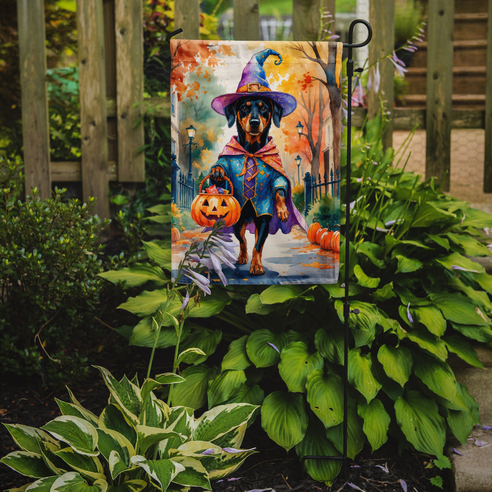 Doberman Pinscher Halloween Trick or Treat Garden Flag Mailbox Decorative Yard Banner Outside Patio Artwork for Flower Beds, Garden Size, Multicolor