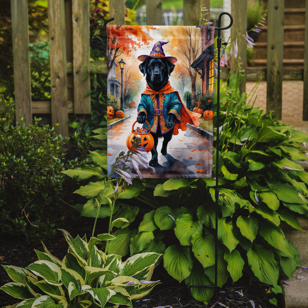 Black Labrador Retriever Halloween Trick or Treat Garden Flag Mailbox Decorative Yard Banner Outside Patio Artwork for Flower Beds, Garden Size, Multicolor