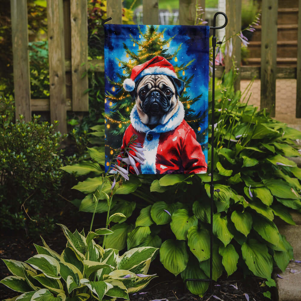 Pug Christmas Garden Flag Mailbox Decorative Yard Banner Outside Patio Artwork for Flower Beds, Garden Size, Multicolor