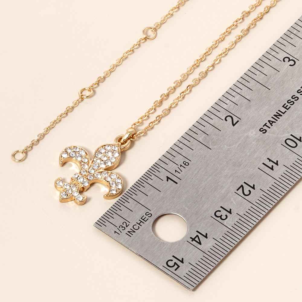 Stone Paved Fleur de Lis Pendant Necklace