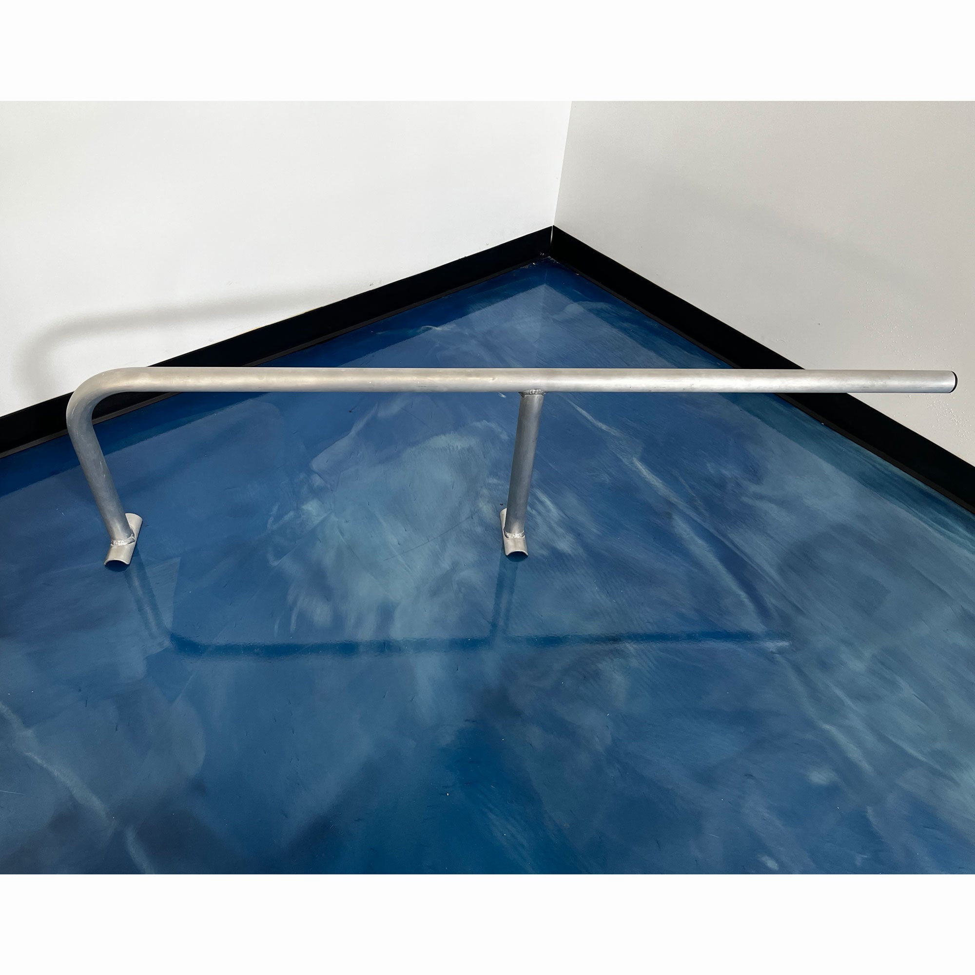 HANDRAIL