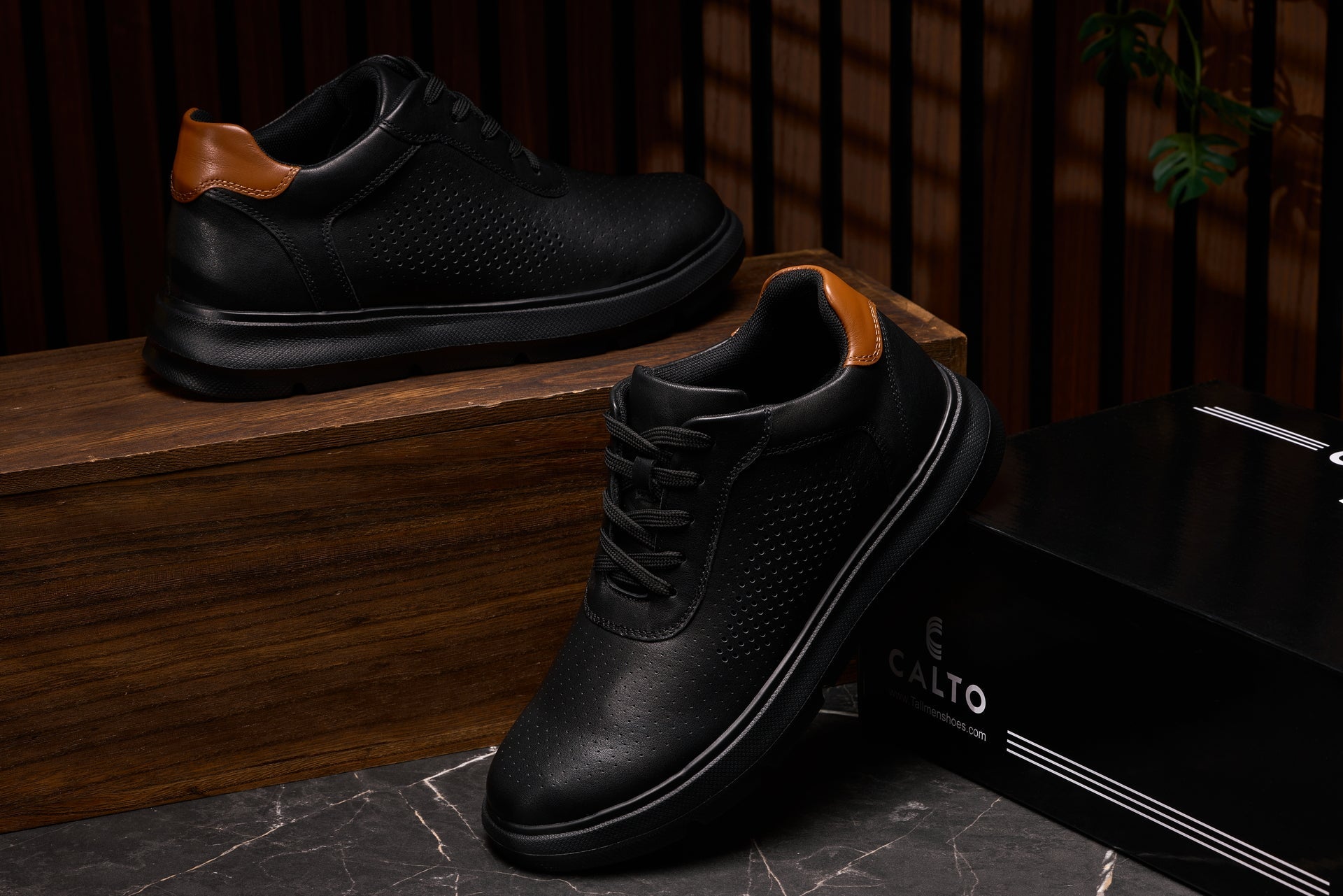 CALTO - J1580 - 2.6 Inches Taller (Black/Black Sole) - Lightweight Casual Walkers