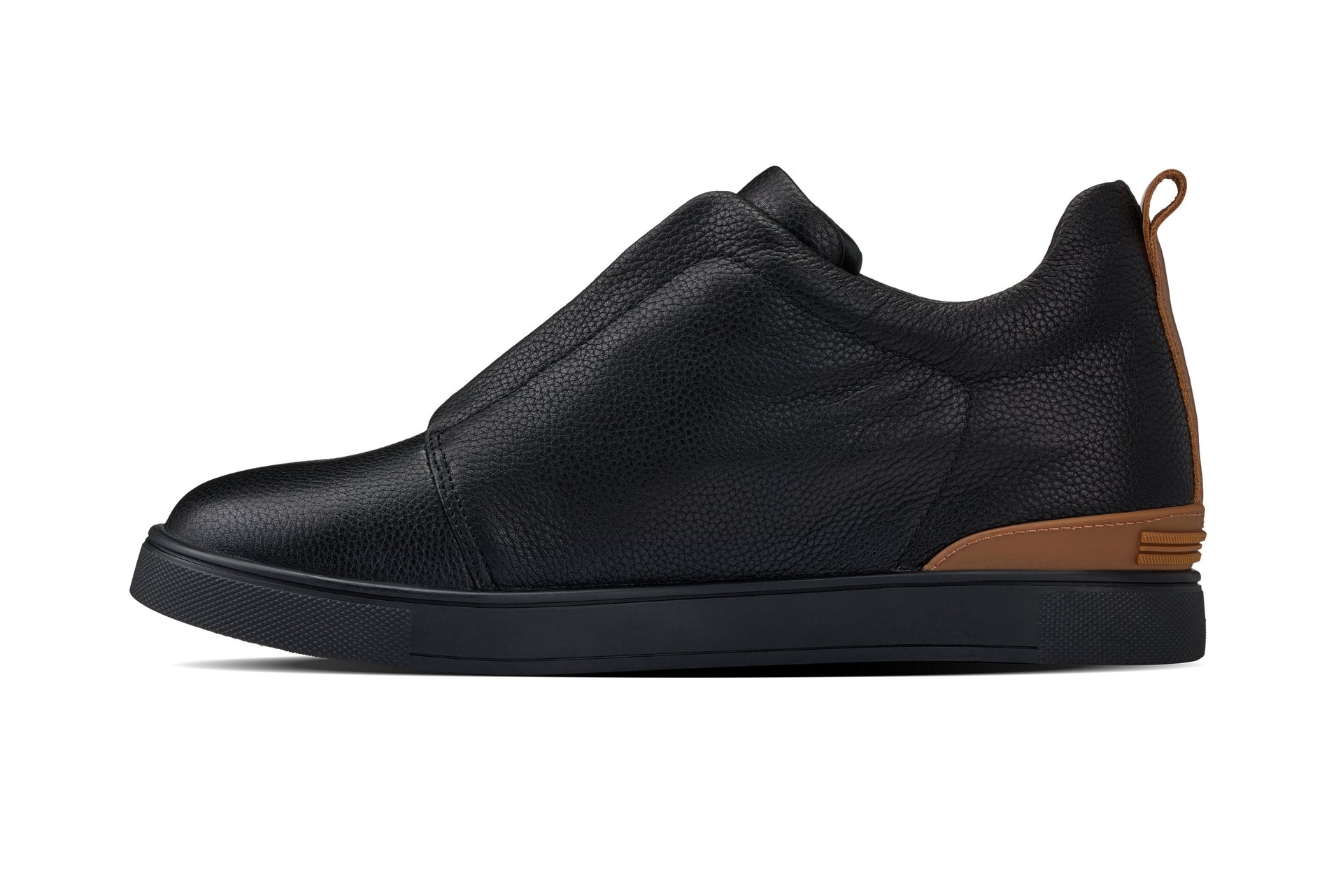 CALTO - J1931 - 2.6 Inches Taller (Black/Black Sole) - Slip-On Snoafers