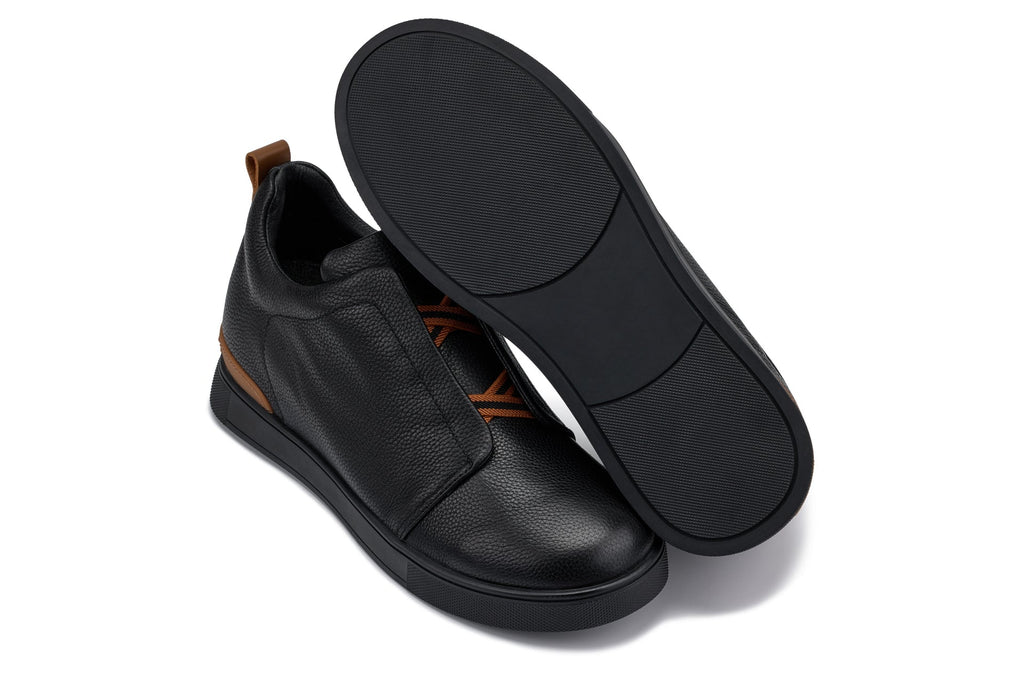 CALTO - J1931 - 2.6 Inches Taller (Black/Black Sole) - Slip-On Snoafers