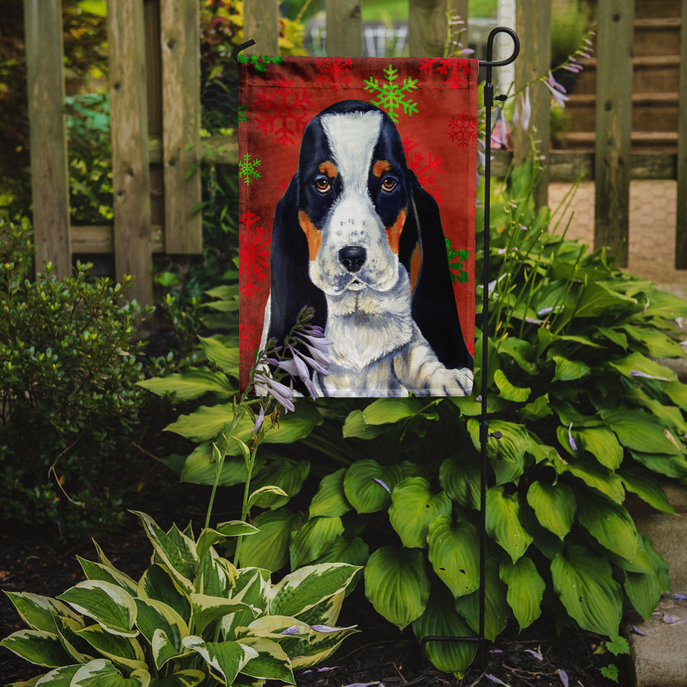Basset Hound Red and Green Snowflakes Holiday Christmas Garden Flag Mailbox Decorative Yard Banner Outside Patio Artwork for Flower Beds, Garden Size, Multicolor