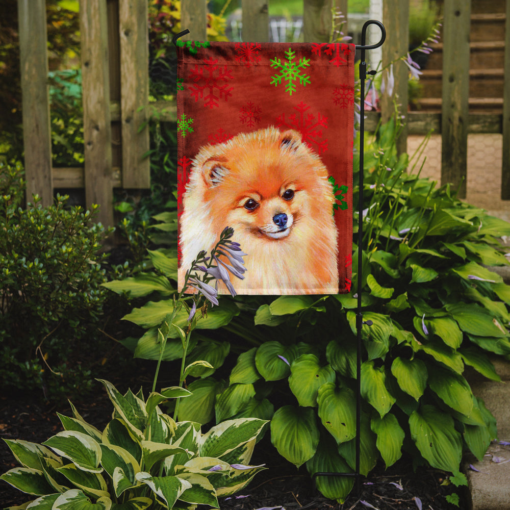 Pomeranian Red and Green Snowflakes Holiday Christmas Garden Flag Mailbox Decorative Yard Banner Outside Patio Artwork for Flower Beds, Garden Size, Multicolor