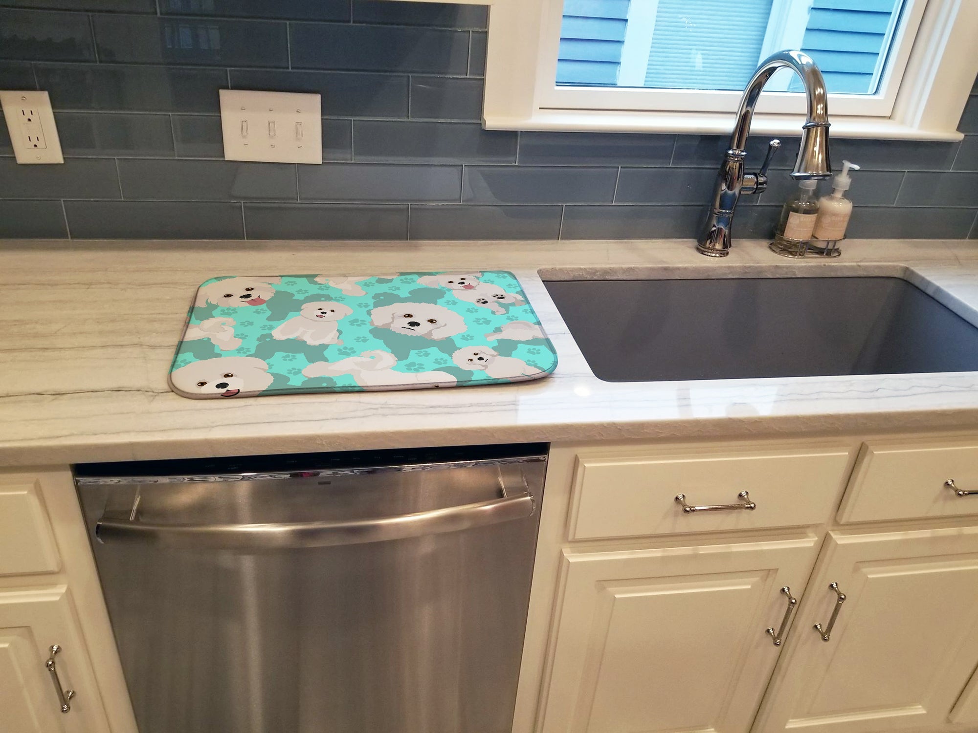 Bichon Frise Dish Drying Mat Absorbent Dish Drying Mat Pad for Kitchen Counter Dish Drainer Mat for Countertop, 14 x 21", Multicolor