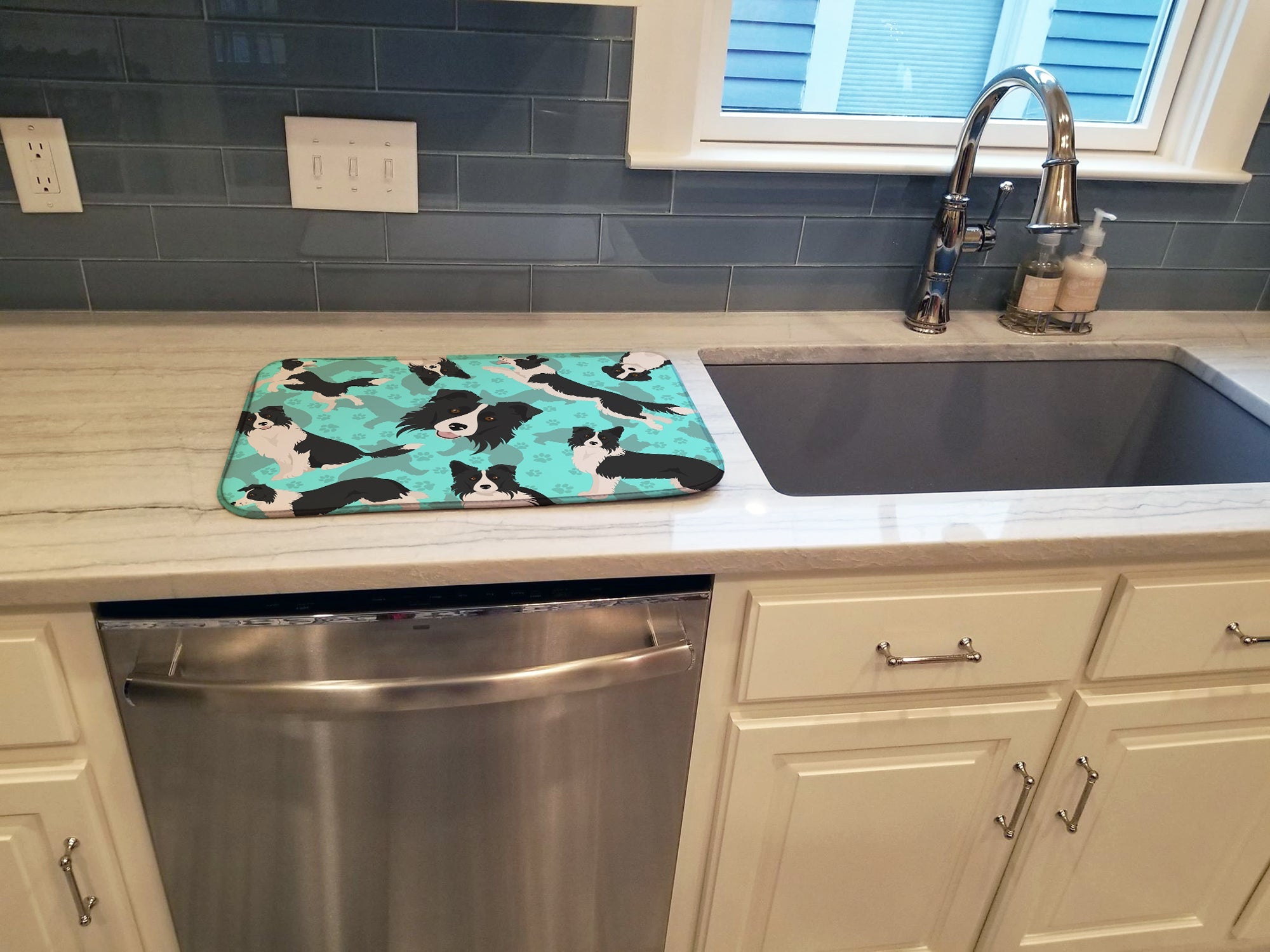 Border Collie Dish Drying Mat Absorbent Dish Drying Mat Pad for Kitchen Counter Dish Drainer Mat for Countertop, 14 x 21", Multicolor