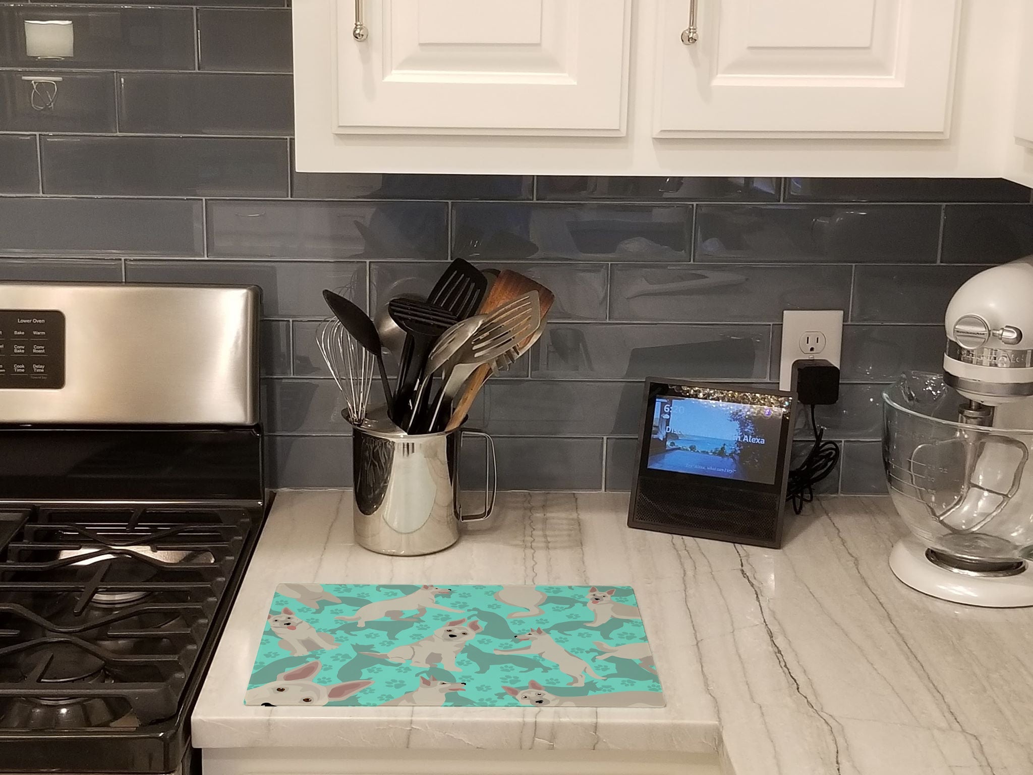 White German Shepherd Cutting Board Tempered Glass Kitchen Cutting Surface, Heat Resistant Chopping, Non-Slip Feet, Food Prep & Serving