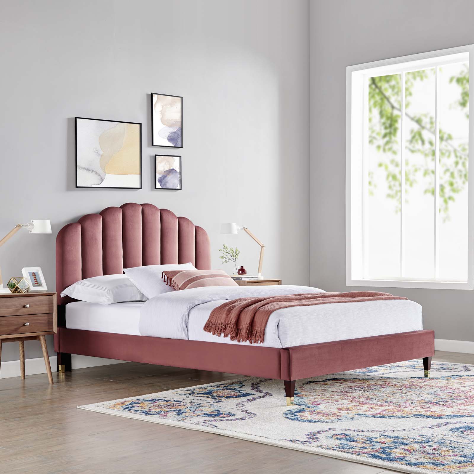 Daisy Performance Velvet Queen Platform Bed by Modway
