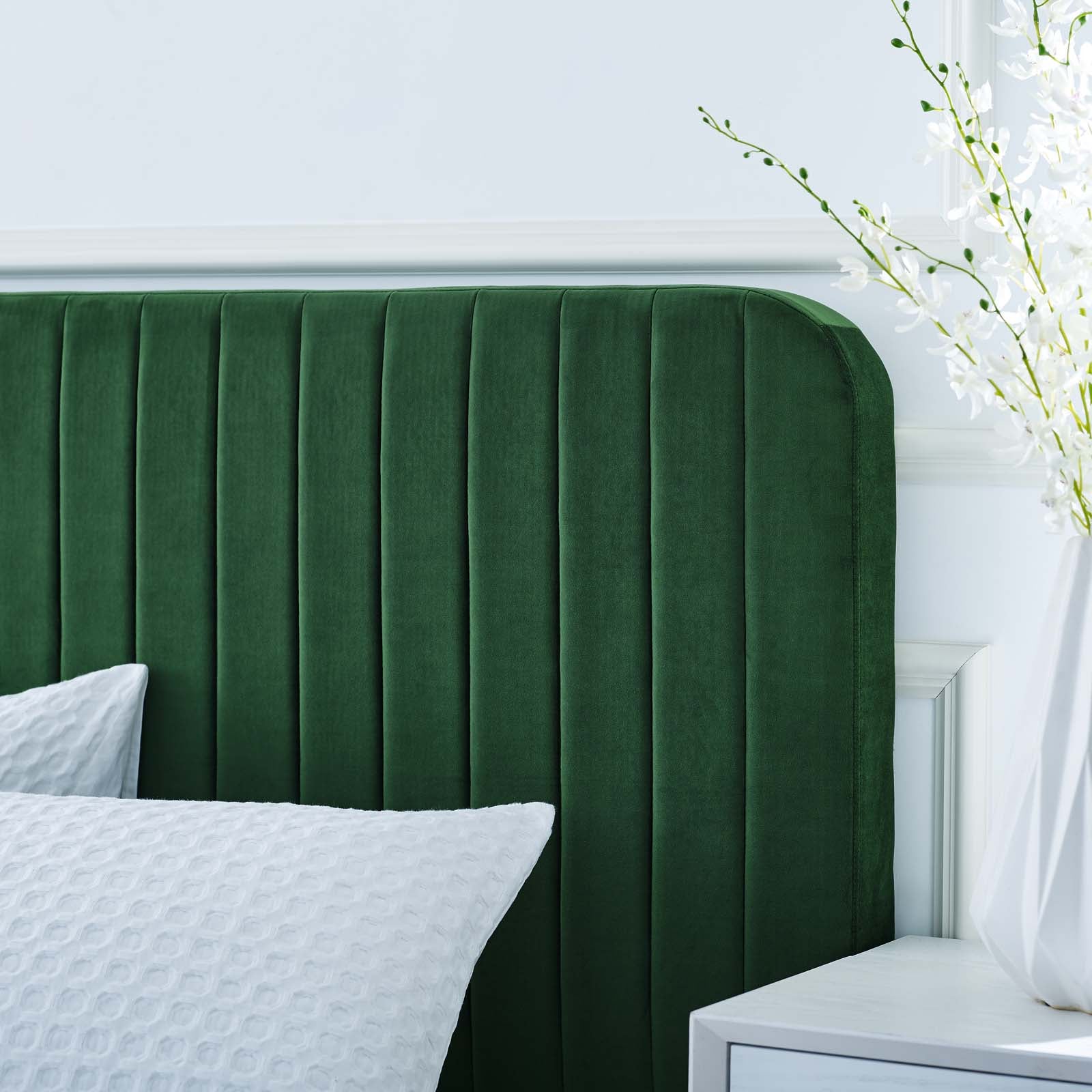 Celine Channel Tufted Performance Velvet Full Platform Bed by Modway