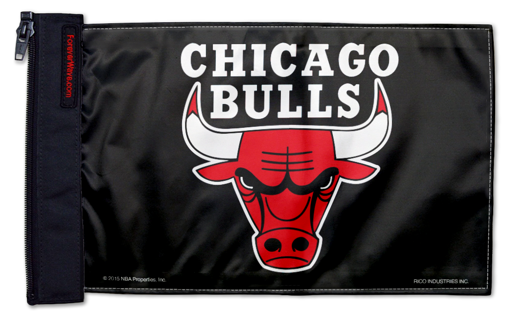 Chicago Bulls 11"x17" Forever Wave Flag for Jeep Wrangler JK 2-Door 2007-2018
