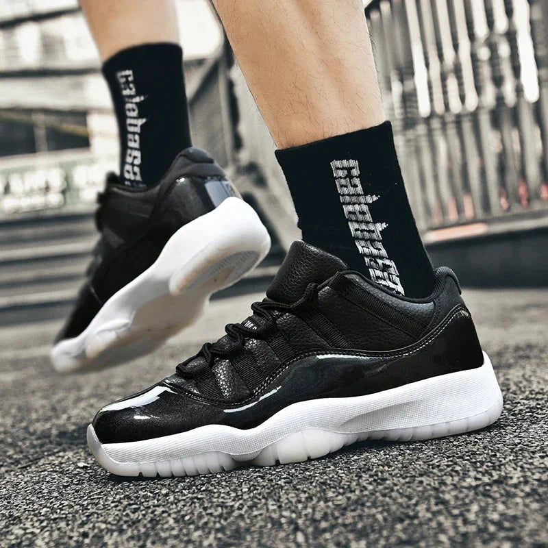Outdoor Sports Basketball Shoes.