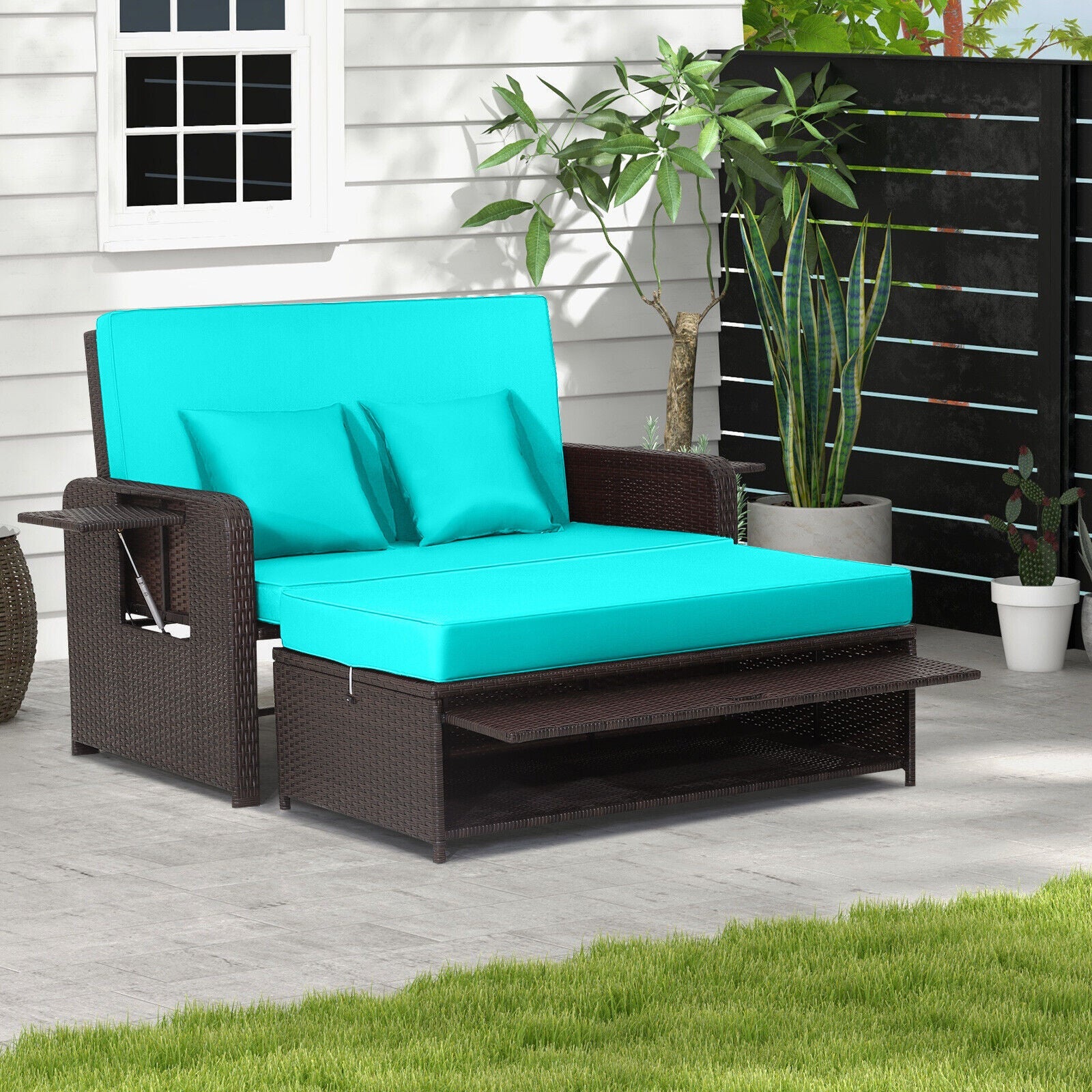 Outdoor Rattan Daybed with 4-Position Adjustable Backrest