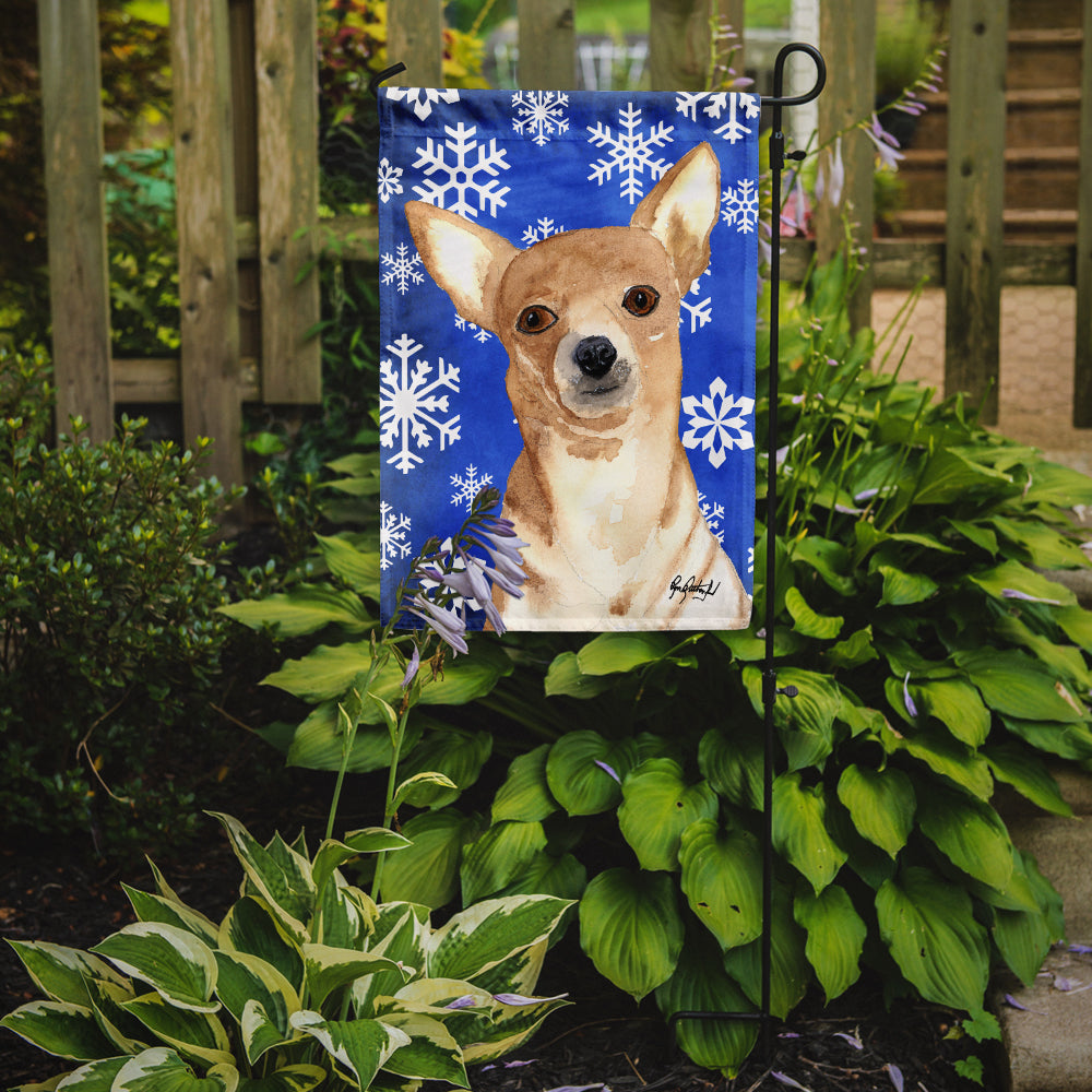 Chihuahua Winter Snowflakes Garden Flag Mailbox Decorative Yard Banner Outside Patio Artwork for Flower Beds, Garden Size, Multicolor