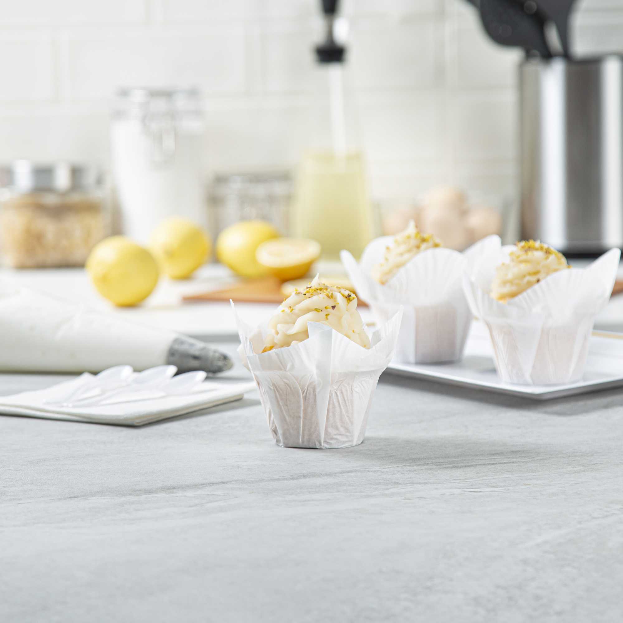 Panificio 6 oz Daffodil White Paper Baking Cup - Greaseproof - 3 1/4" x 3 1/4" x 3" - 200 count box
