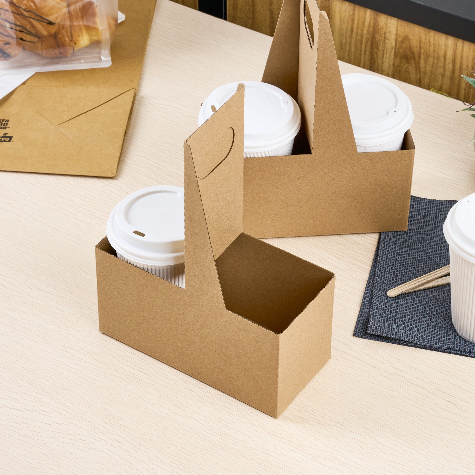 Restpresso Kraft Paper Altalena Drink Carrier - Fits 2 Cups - 7 1/4" x 3 1/2" x 9 1/4" - 100 count box