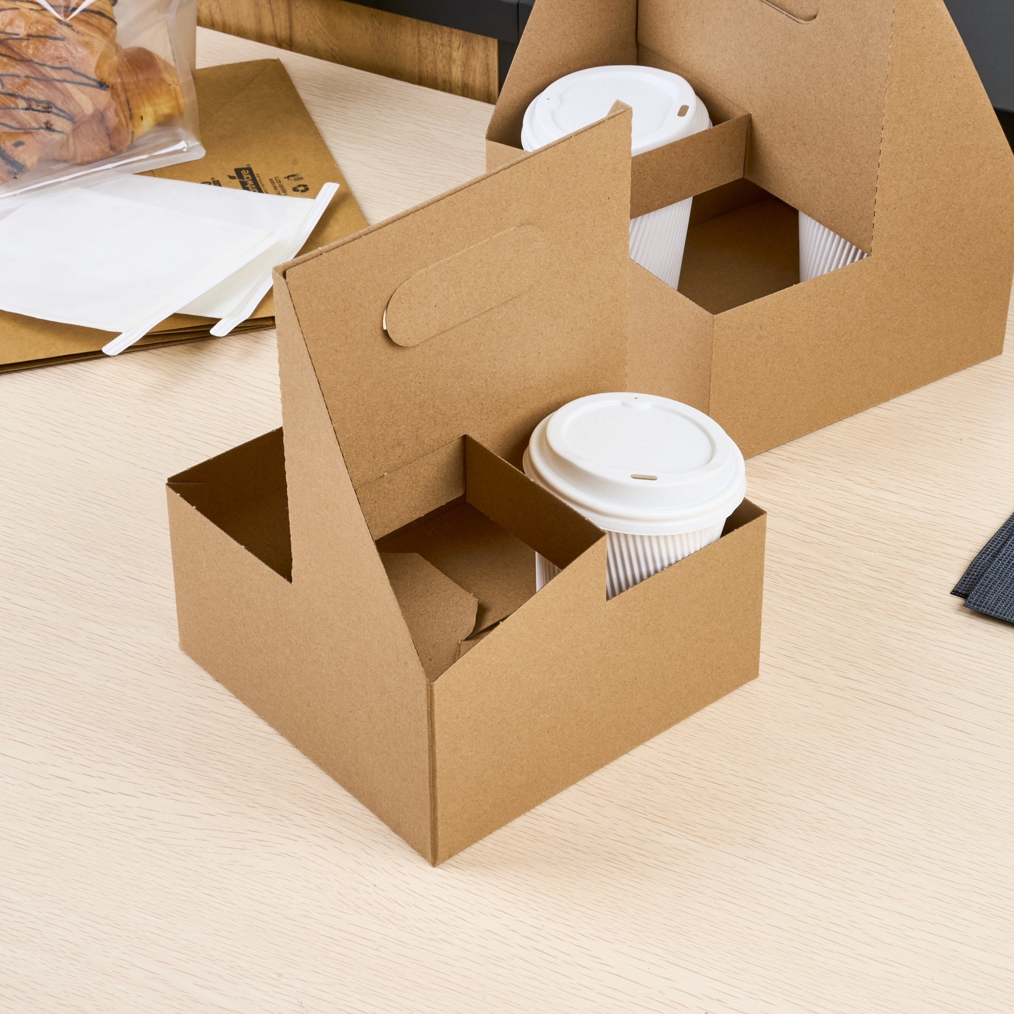 Restpresso Kraft Paper Altalena Drink Carrier - Fits 4 Cups - 7 1/4" x 7 1/4" x 9 1/4" - 100 count box