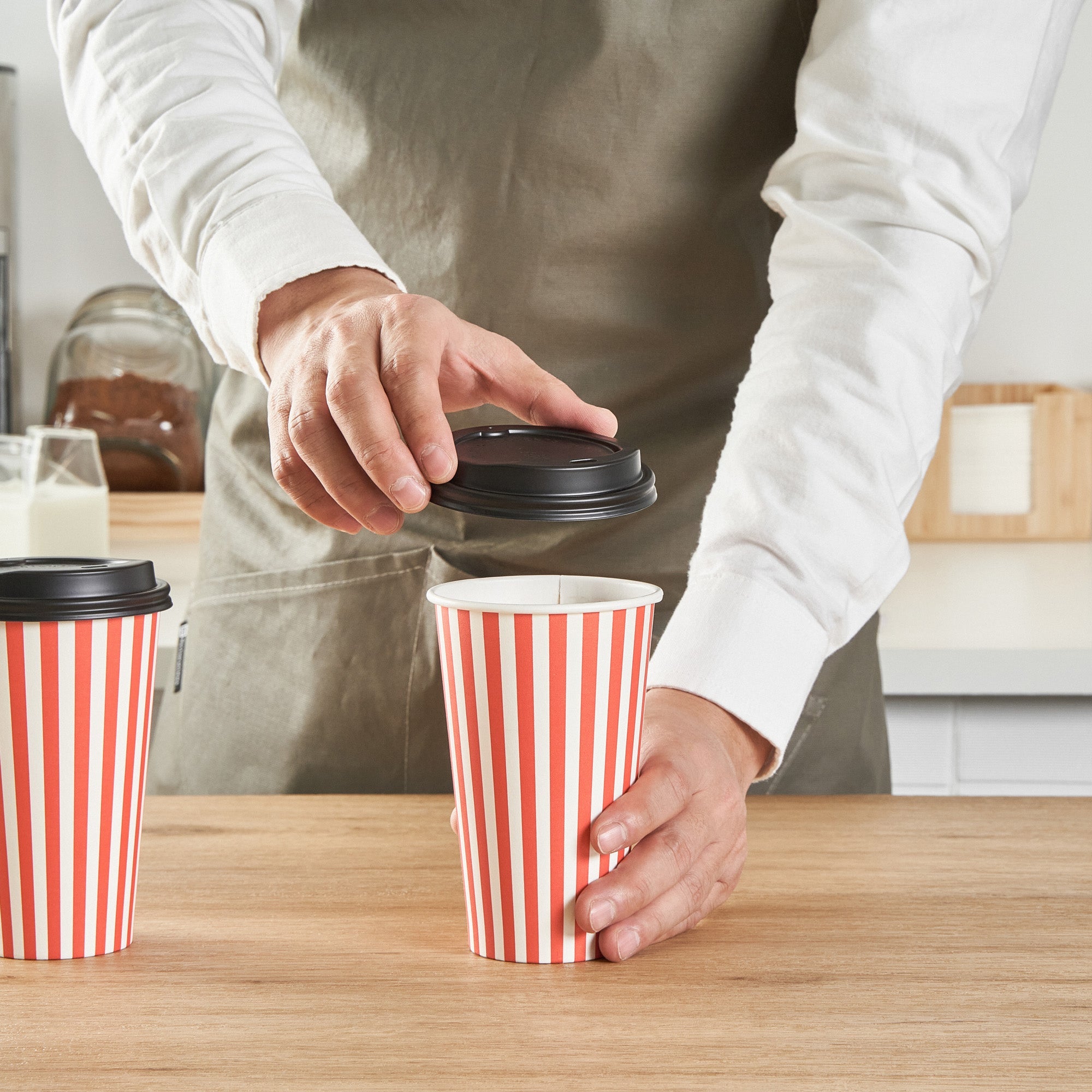 Restpresso 16 oz Red and White Stripe Paper Single Wall Coffee Cup - with Black Lid - 3 1/2"x 3 1/2"x 5 1/2" - 400 count box