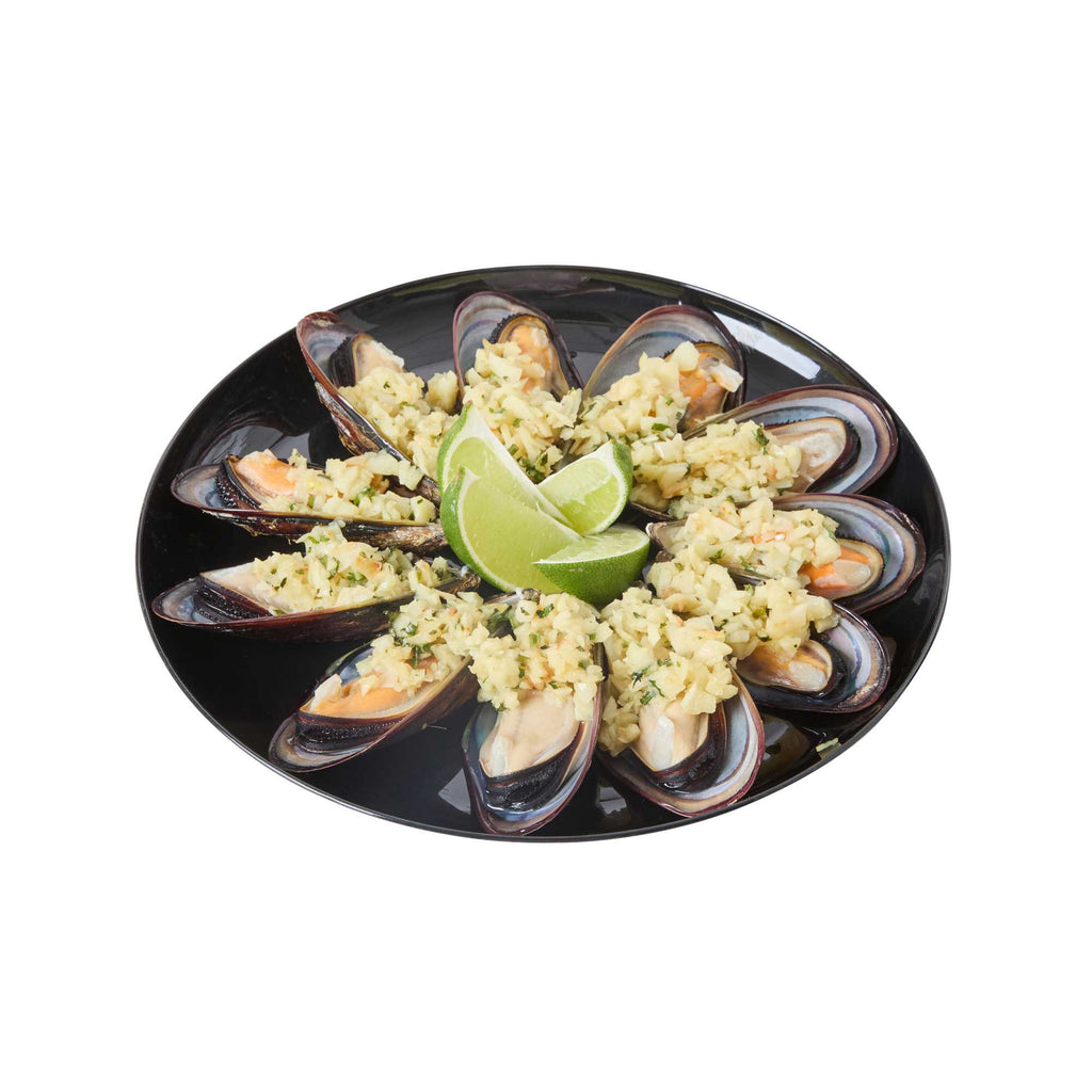 Maxi Serve Round Black Plastic Elegant Plate - 9" x 9" x 1/2" - 100 count box