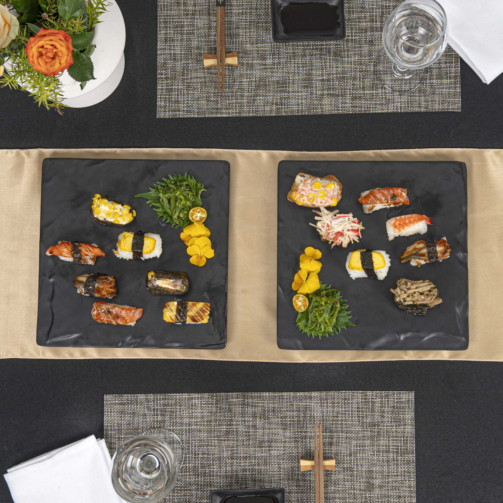 Voga Square Black Melamine Plate - Japonais, Slate - 10" x 10" x 3/4" - 4 count box