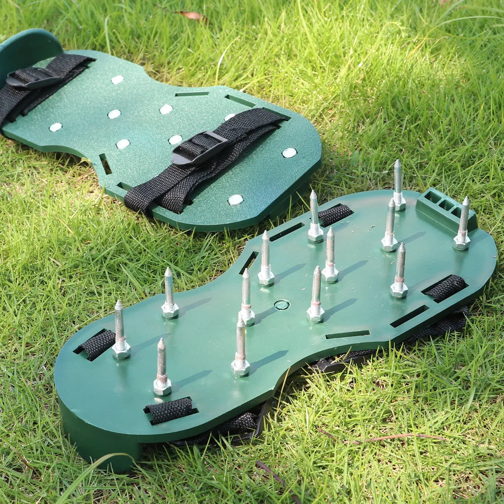 Reusable Lawn Aerator Shoes Manual Lawn Aerator with Spike Adjustable Spiked Aerating Sandals Anti-Slip Lawn Aerator Sandals