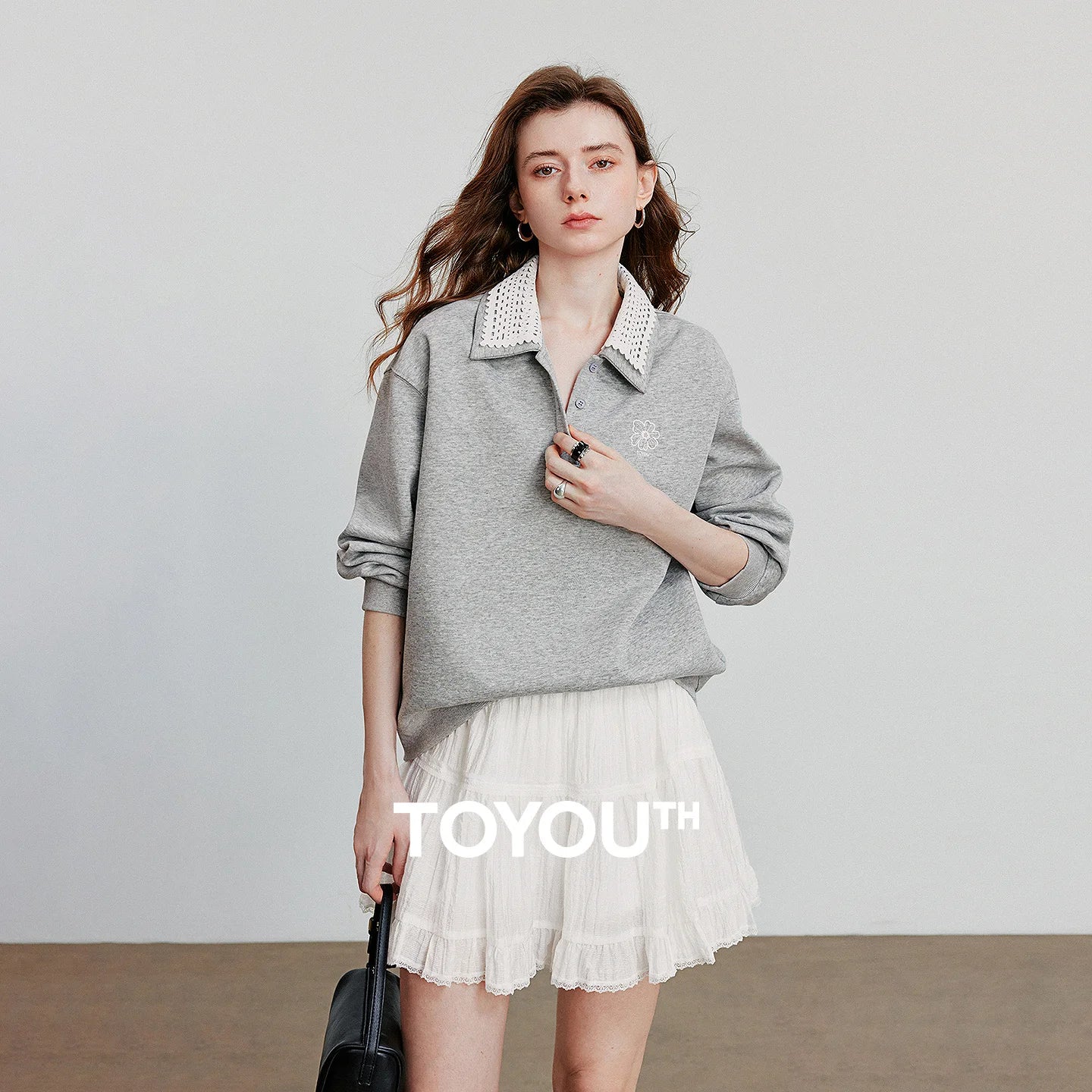 TOYOUTH Women Sweatshirt 2025 Autumn New Green Velvet Embroidery Contrasting Color Splicing Double Layer Collar Pullover Hoodies
