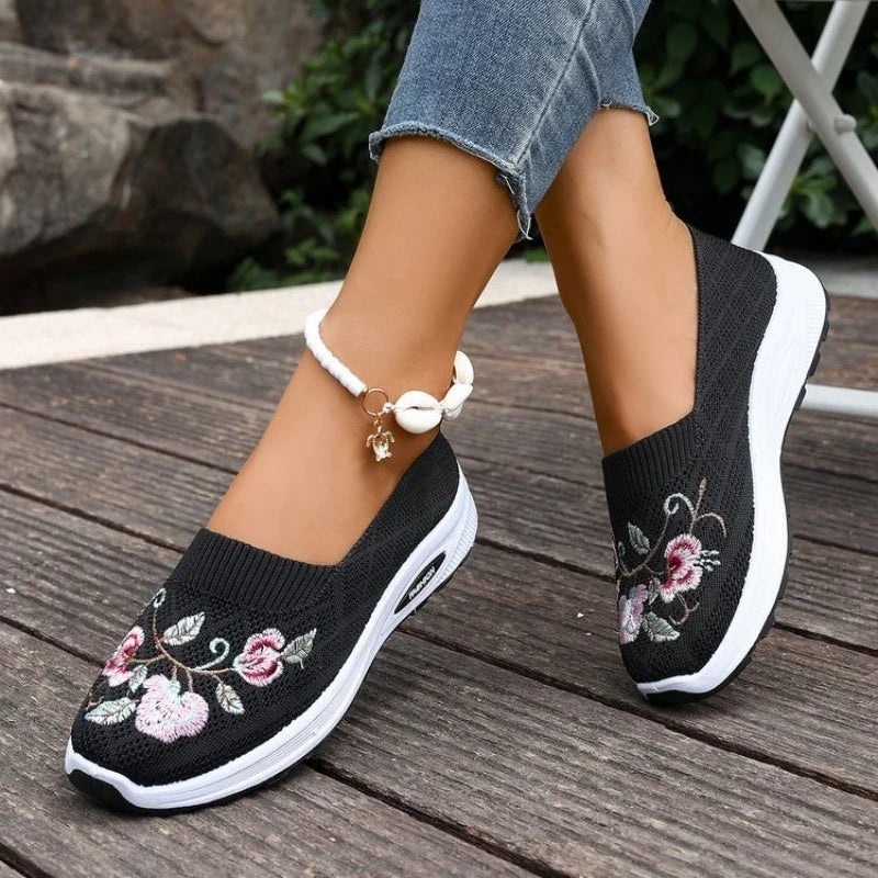 Spring and Autumn New Women's Sports Shoes Fashionable Breathable  Wear-Resistant Casual Sports Shoes Flat Shoes Loafers