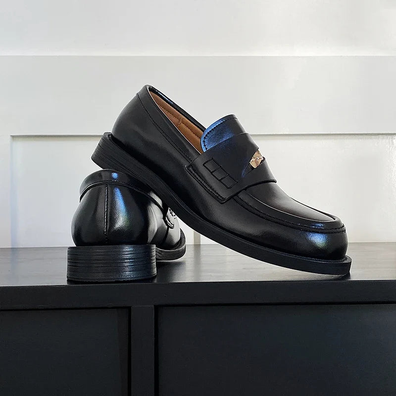 Loafers leather shoes men gold coin design British style formal dress shoes for work commuting leisure and business set in derby