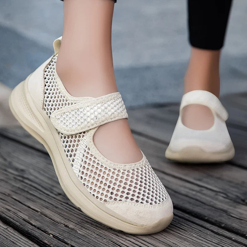 Fashion Women Shoes Platform Lightweight Walking Lazy Loafers Summer Breathable Outdoor Fitness Walking Casual Mesh Sports Shoes