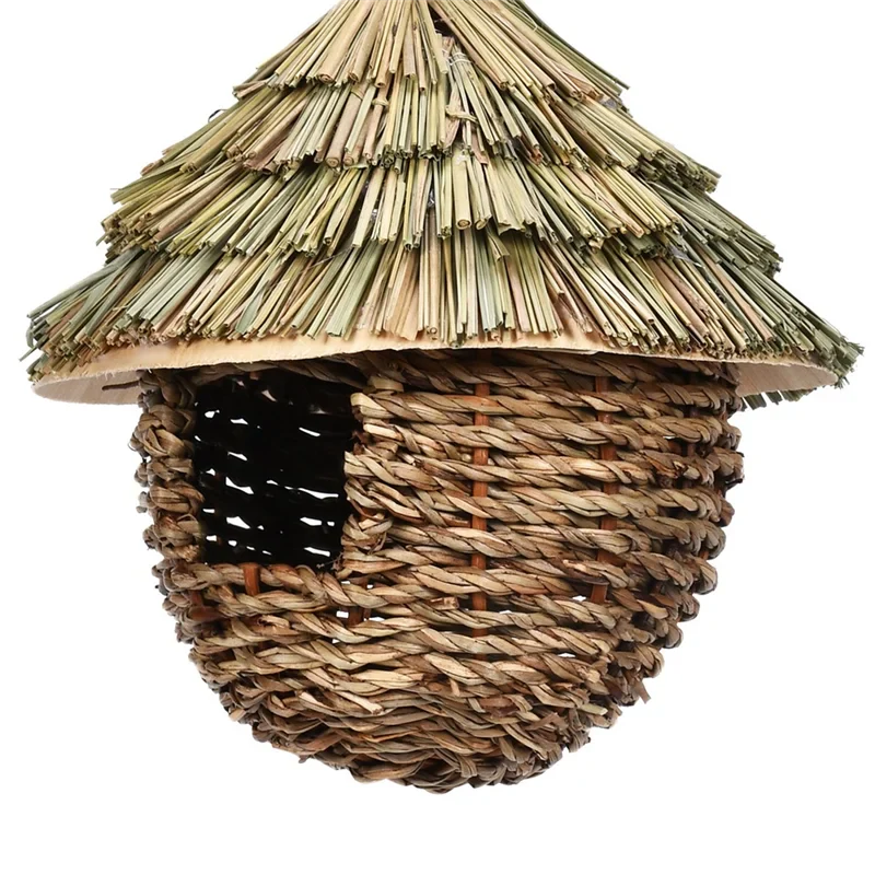 Hand-Woven Natural Grass Bird House - Hanging Outdoor Hummingbird Nest