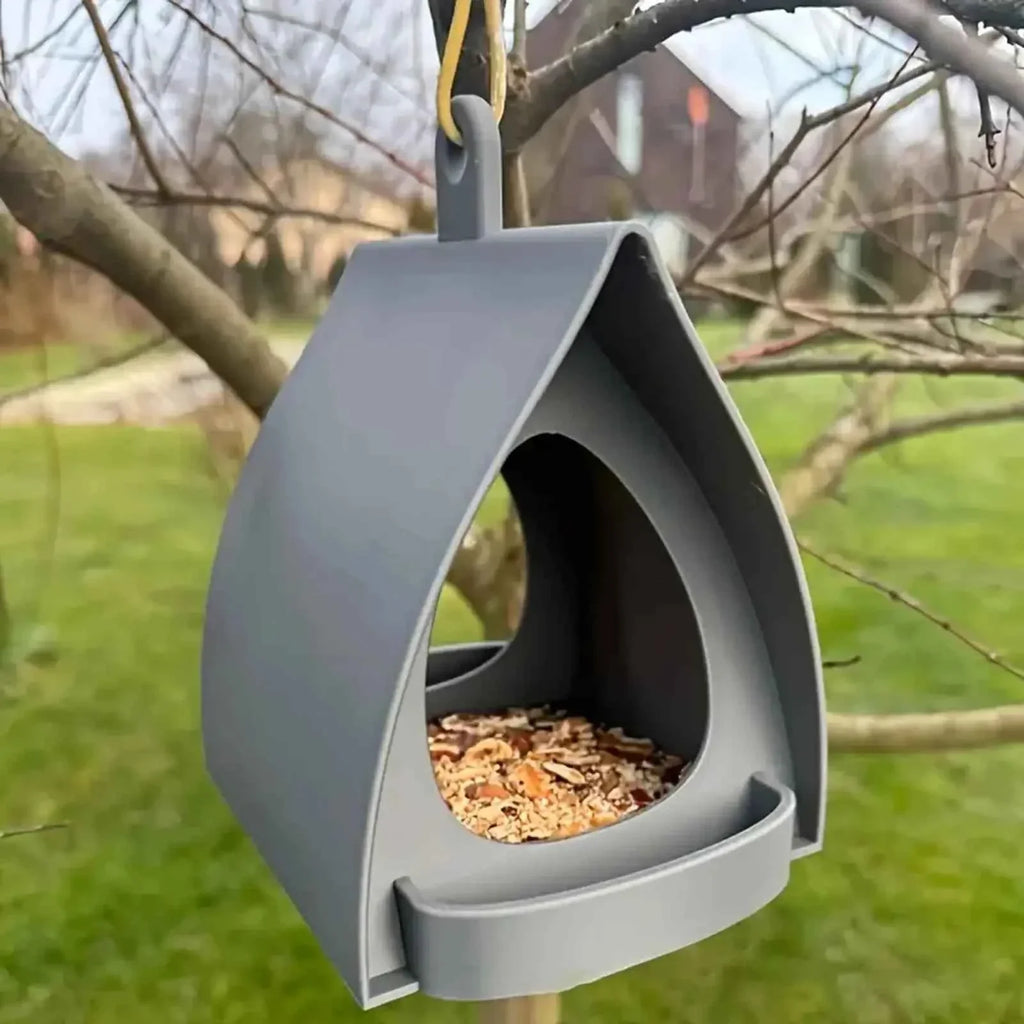 House Bird Feeder Open Design Decorative Station Hut Shape Hangable Mounted Small Hummingbird Feeder for Outside Garden Winter
