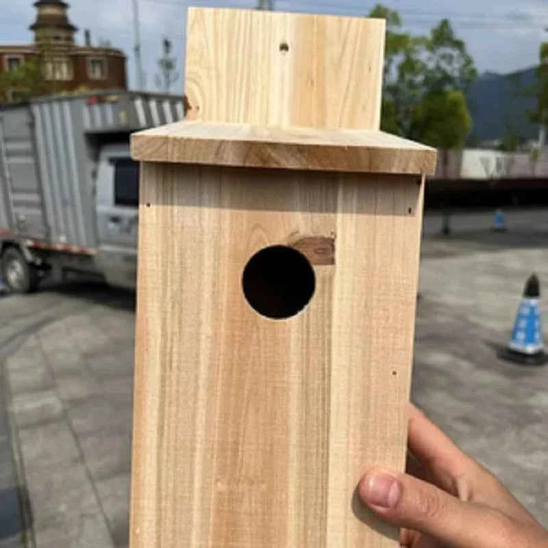 Outdoor Wooden Bird House Nest, Natural Wood Bird Breeding Box, Garden Decor, Toys and Gifts for Kids to Observe Birds
