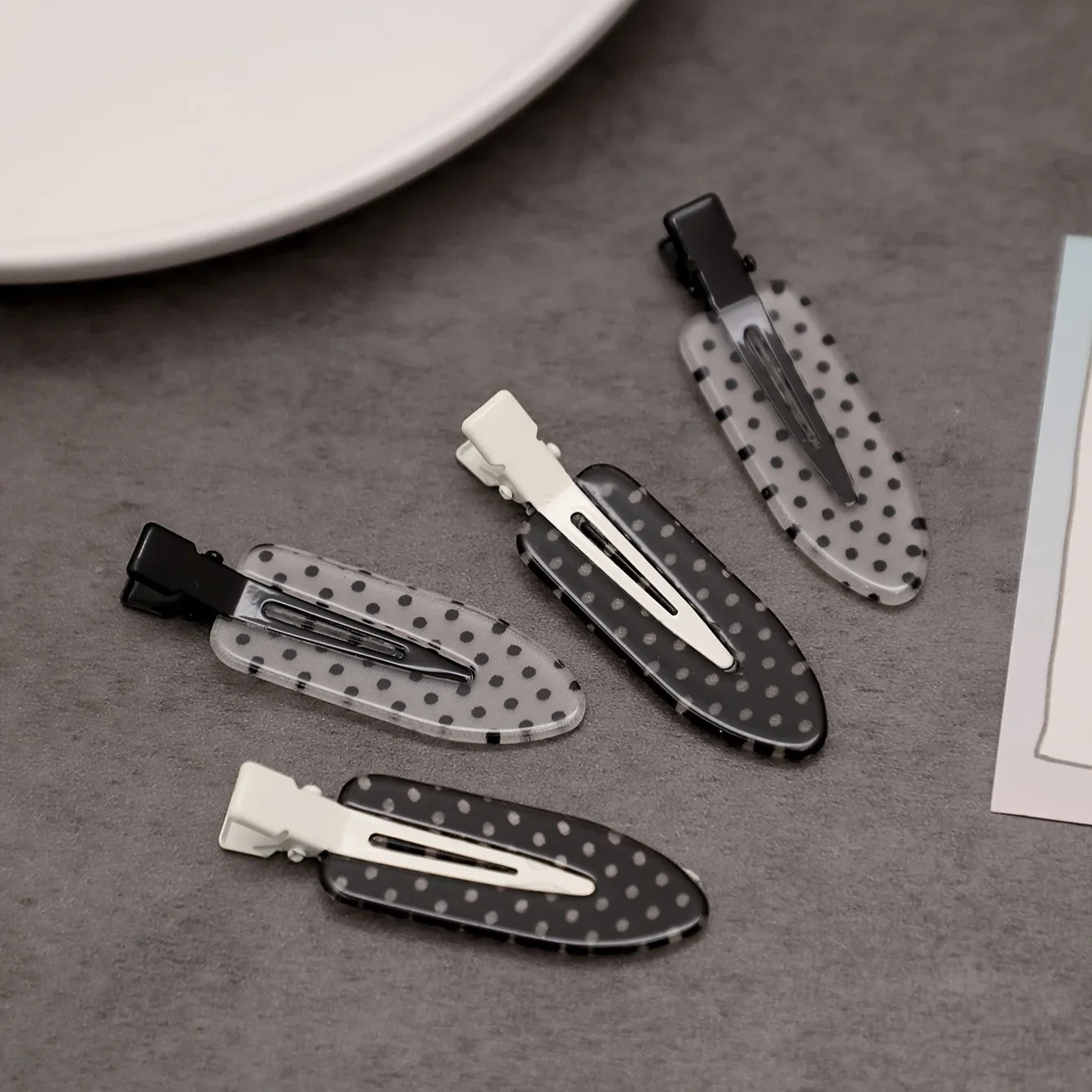 4 pieces/black and white acetic acid traceless hair clip acrylic duckbill clip sweet bangs hair clip hair clip
