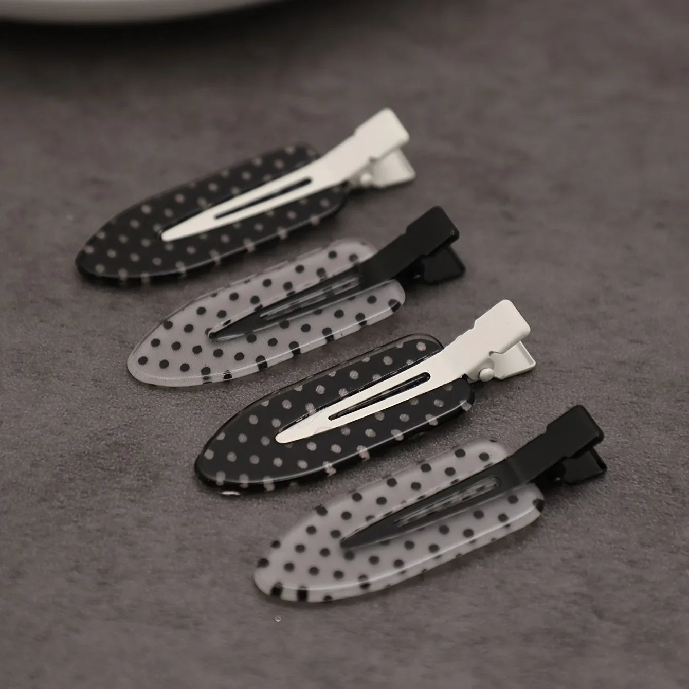 4 pieces/black and white acetic acid traceless hair clip acrylic duckbill clip sweet bangs hair clip hair clip