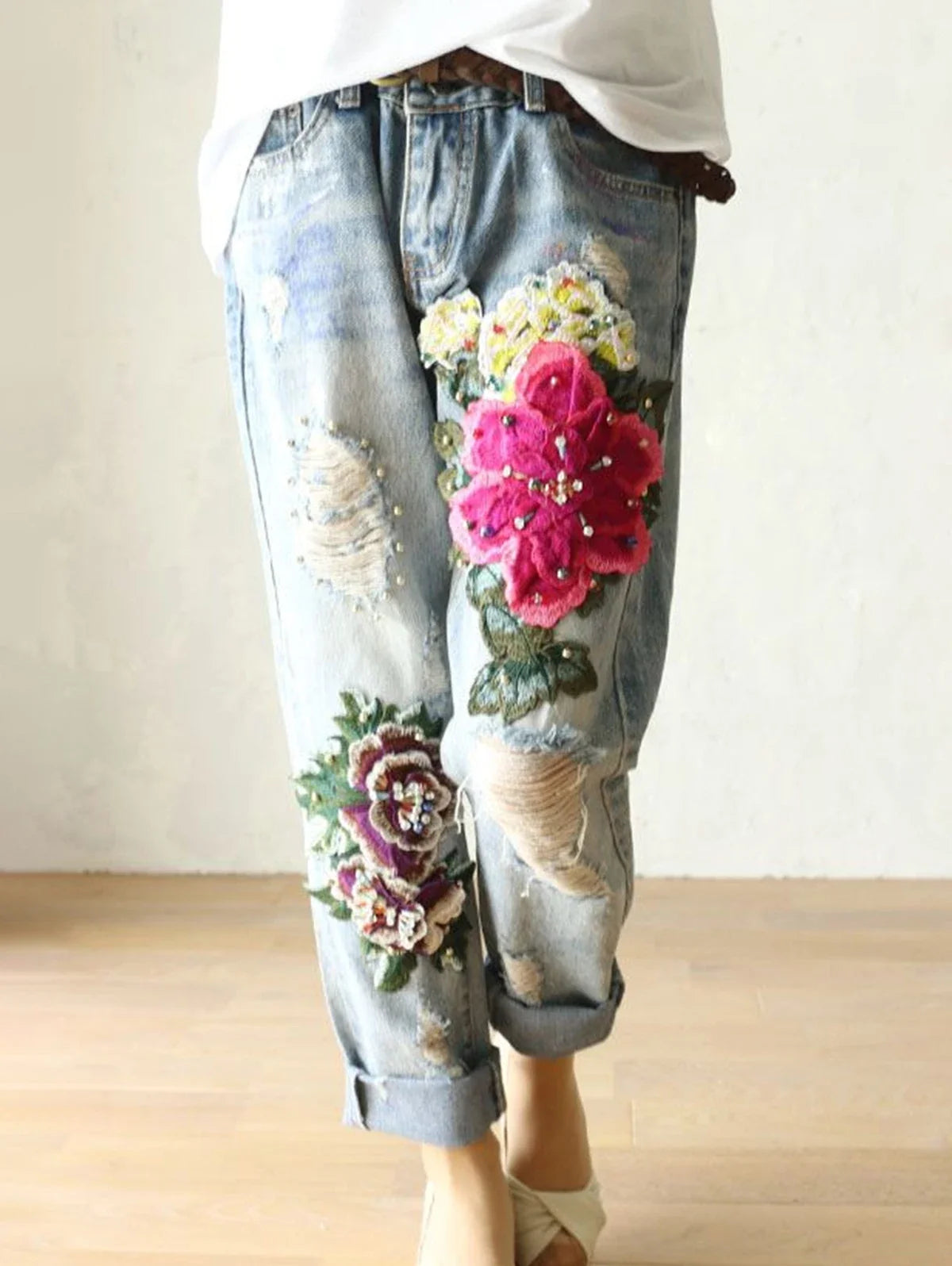 2026 Fashion Jeans For Women Summer Casual Floral Embroidery Denim Trousers Ladies Elegant New Females Loose Harem Pants