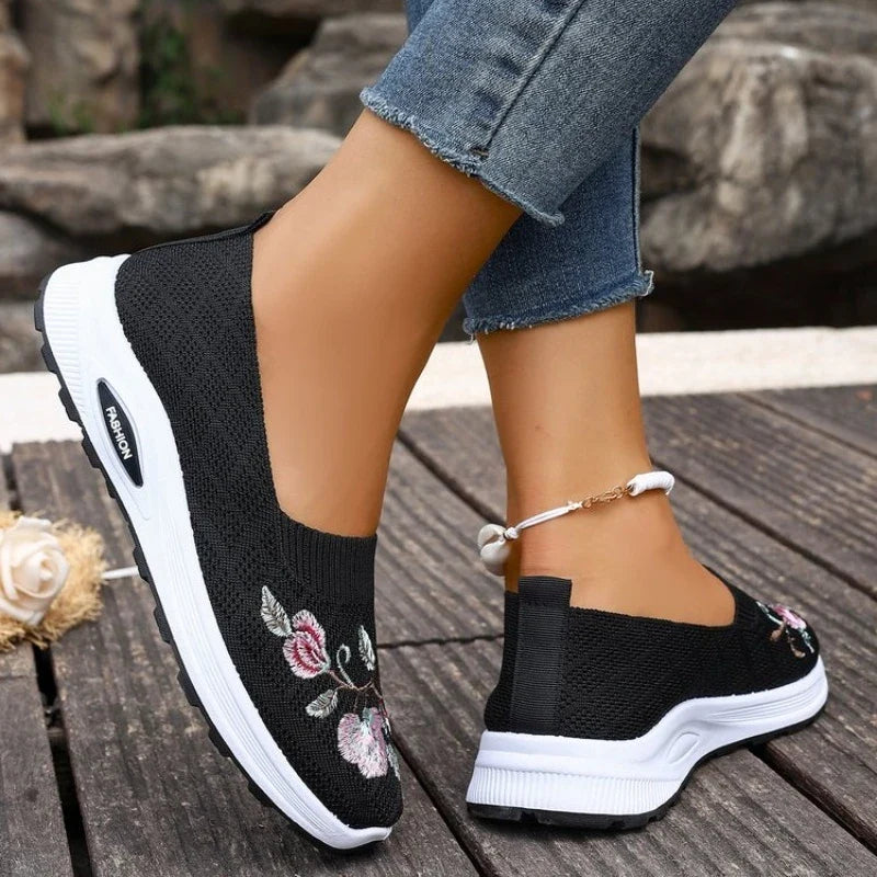 Spring and Autumn New Women's Sports Shoes Fashionable Breathable  Wear-Resistant Casual Sports Shoes Flat Shoes Loafers