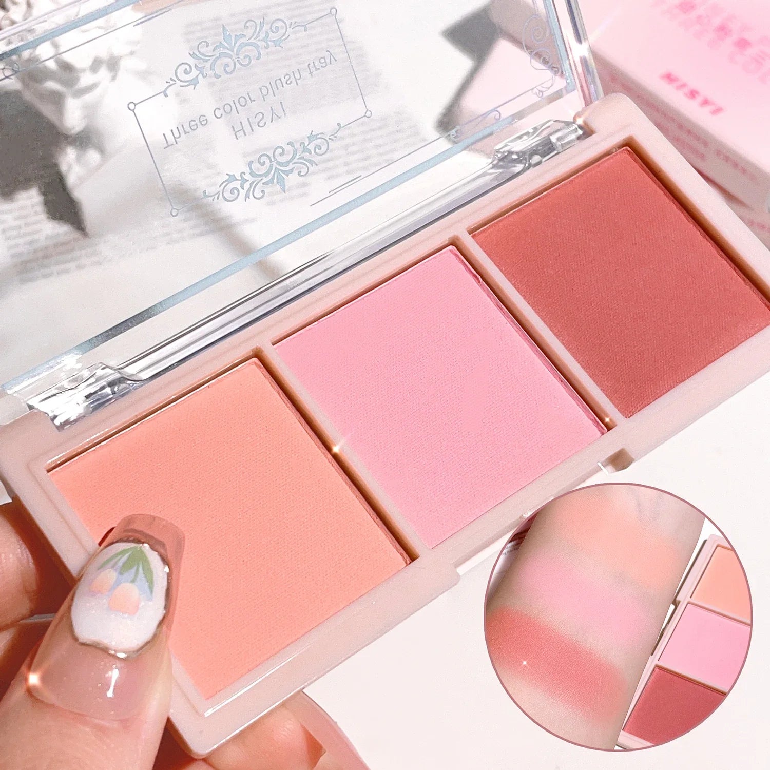 HISYI three-color blush natural color rendering delicate non-flying powder matte rouge holding makeup clear vitality girl blush