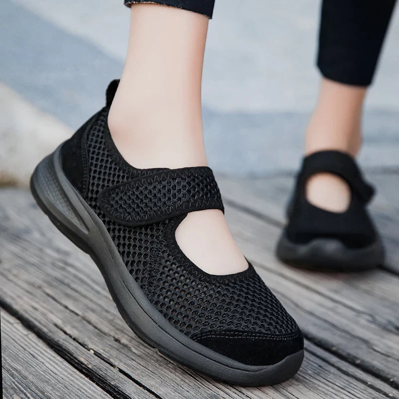 Fashion Women Shoes Platform Lightweight Walking Lazy Loafers Summer Breathable Outdoor Fitness Walking Casual Mesh Sports Shoes