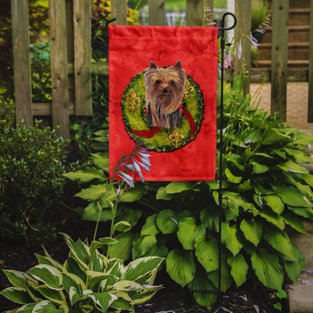 Yorkie Christmas Wreath Garden Flag Mailbox Decorative Yard Banner Outside Patio Artwork for Flower Beds, Garden Size, Multicolor