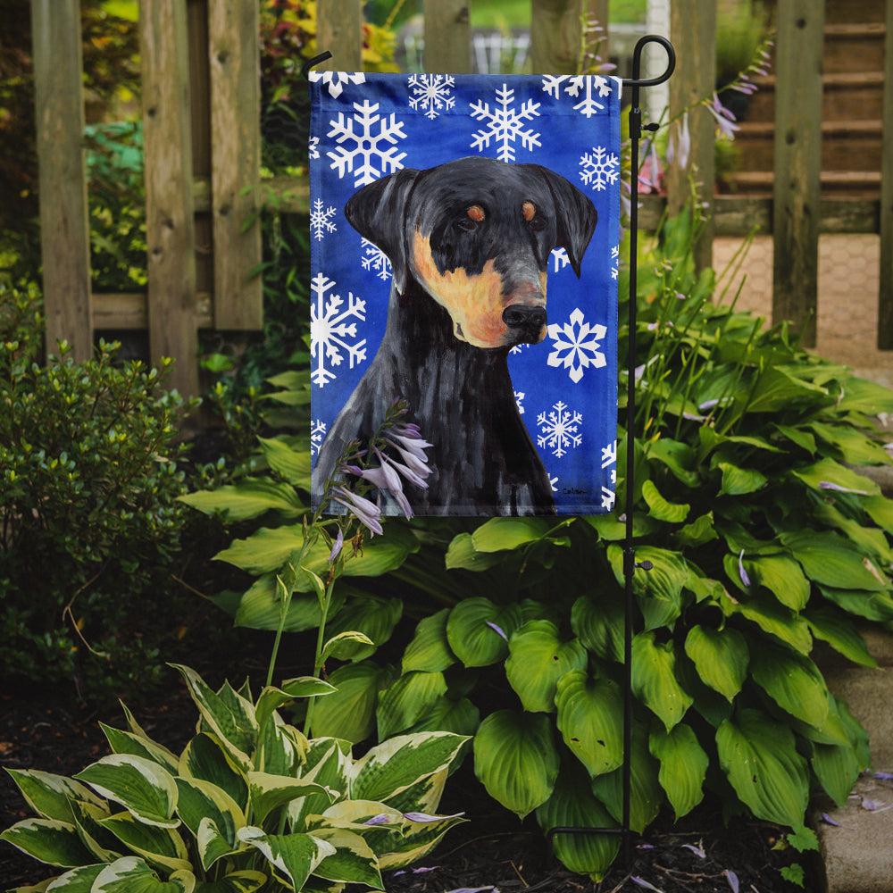 Doberman Winter Snowflakes Holiday Garden Flag Mailbox Decorative Yard Banner Outside Patio Artwork for Flower Beds, Garden Size, Multicolor