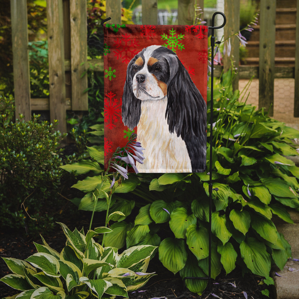 Cavalier Spaniel Red and Green Snowflakes Holiday Christmas Garden Flag Mailbox Decorative Yard Banner Outside Patio Artwork for Flower Beds, Garden Size, Multicolor