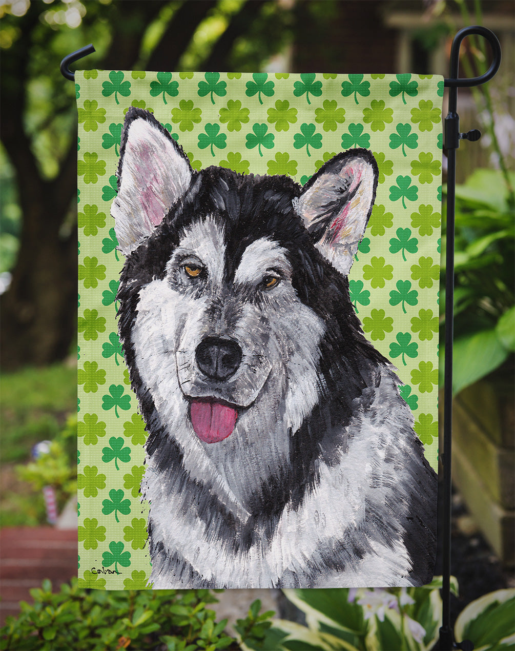 Alaskan Malamute St. Patrick's Day Shamrock Garden Flag Mailbox Decorative Yard Banner Outside Patio Artwork for Flower Beds, Garden Size, Multicolor