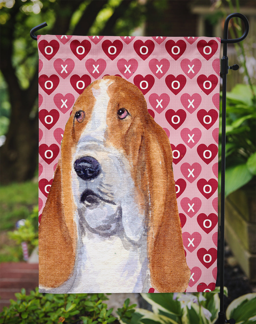 Basset Hound Hearts Love and Valentine's Day Portrait Garden Flag Mailbox Decorative Yard Banner Outside Patio Artwork for Flower Beds, Garden Size, Multicolor