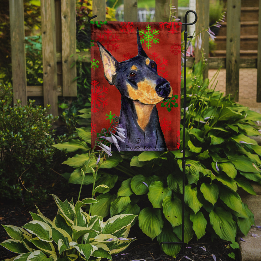 Doberman Red and Green Snowflakes Holiday Christmas Garden Flag Mailbox Decorative Yard Banner Outside Patio Artwork for Flower Beds, Garden Size, Multicolor
