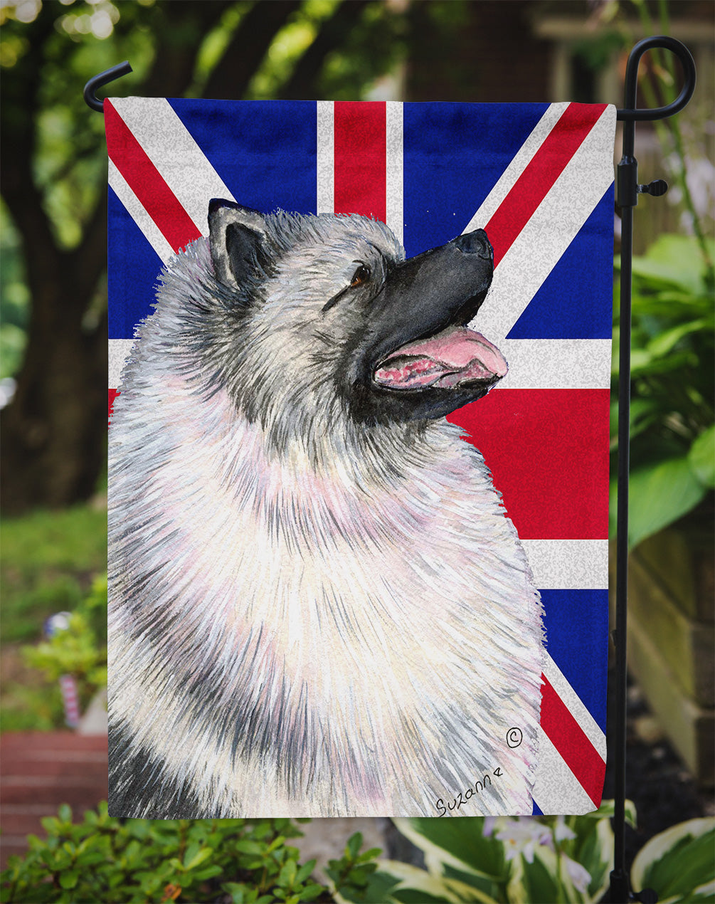 Keeshond with English Union Jack British Flag Garden Flag Mailbox Decorative Yard Banner Outside Patio Artwork for Flower Beds, Garden Size, Multicolor